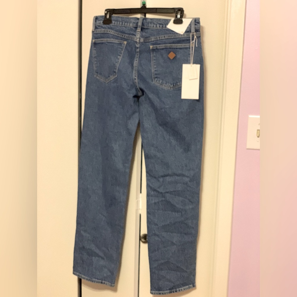 ABrand. Size 31. New with tag.